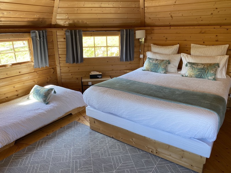 Kota couple avec lit cabane