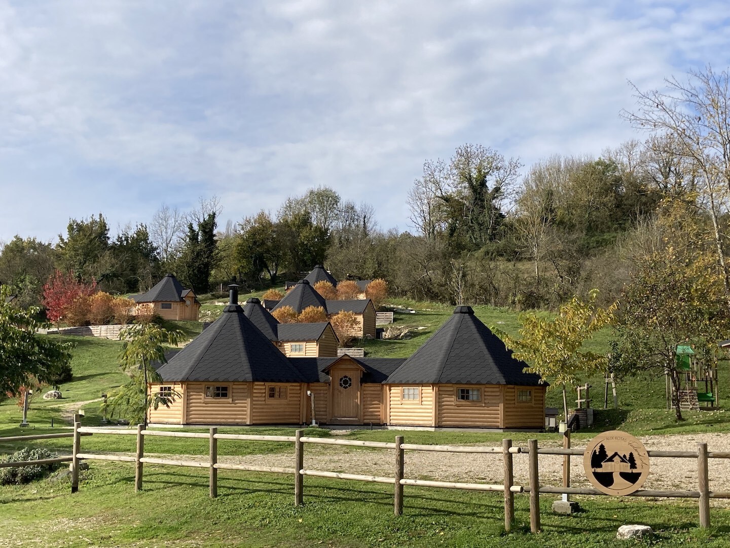 accueil les Kotas Finland'Ain automne